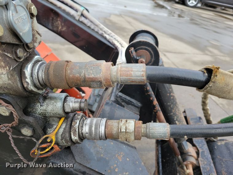 image for item LC9322 2003 Vermeer TR23  compact utility loader trencher