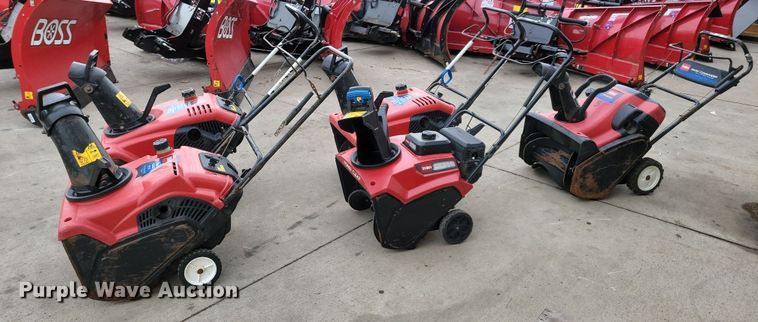 image for item LC9325 (5) snow blowers