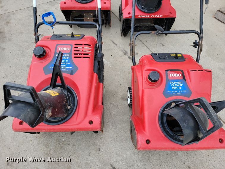 image for item LC9325 (5) snow blowers