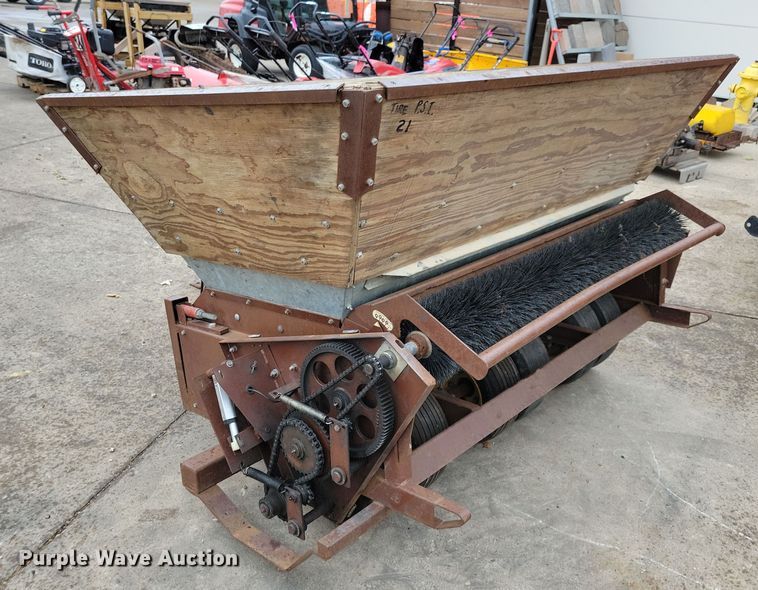 image for item LC9330 Turfco Mete-R-Matic III F12D  top dresser spreader