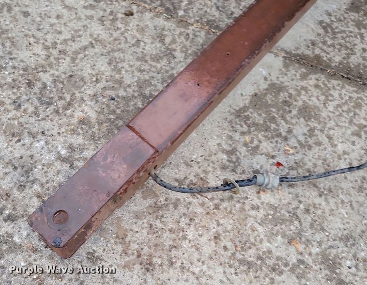 image for item LC9330 Turfco Mete-R-Matic III F12D  top dresser spreader