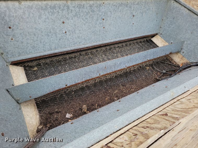 image for item LC9330 Turfco Mete-R-Matic III F12D  top dresser spreader