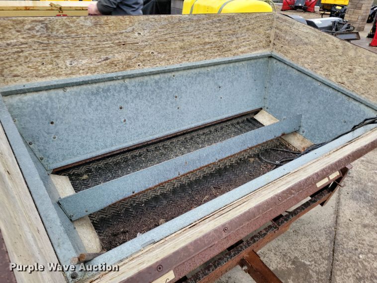 image for item LC9330 Turfco Mete-R-Matic III F12D  top dresser spreader