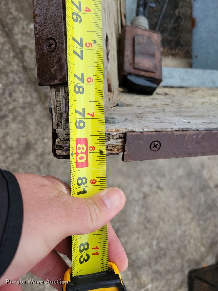 image for item LC9330 Turfco Mete-R-Matic III F12D  top dresser spreader