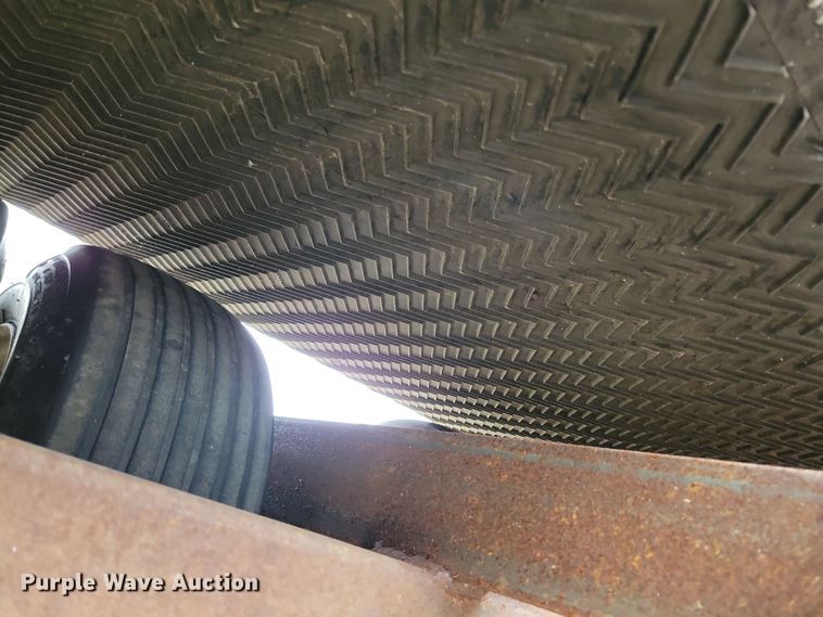 image for item LC9330 Turfco Mete-R-Matic III F12D  top dresser spreader