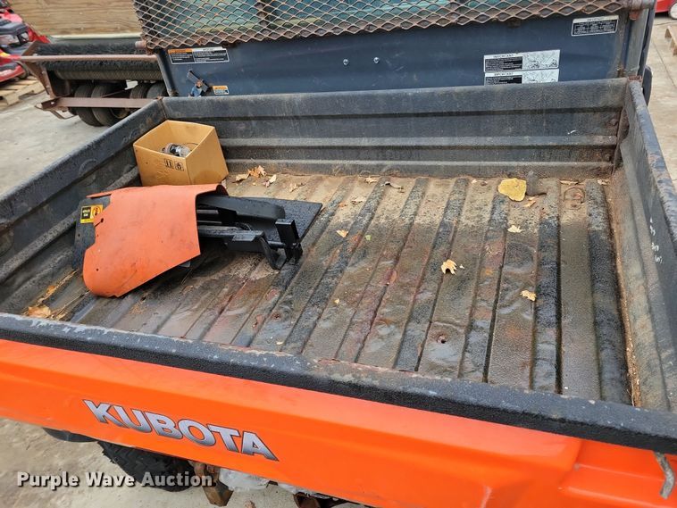 image for item LC9332 2013 Kubota RTVX1100C  utility vehicle