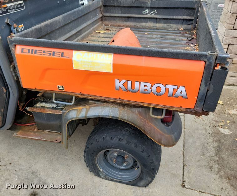 image for item LC9332 2013 Kubota RTVX1100C  utility vehicle
