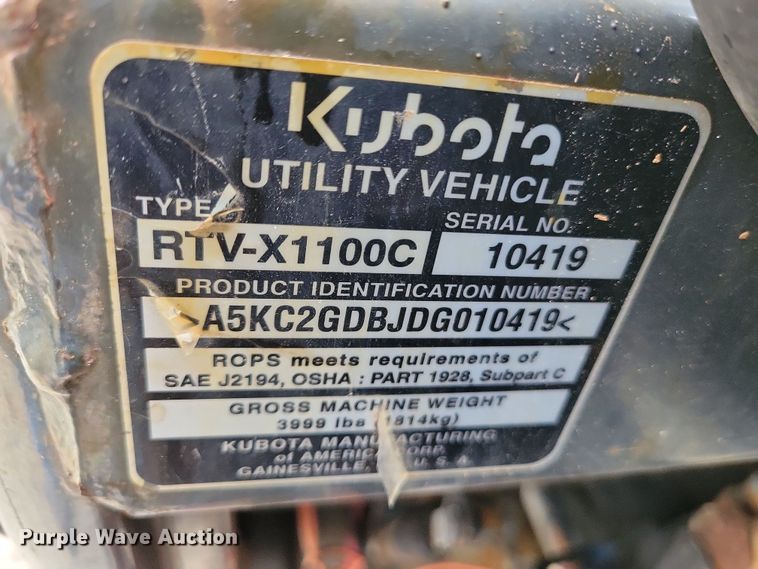 image for item LC9332 2013 Kubota RTVX1100C  utility vehicle