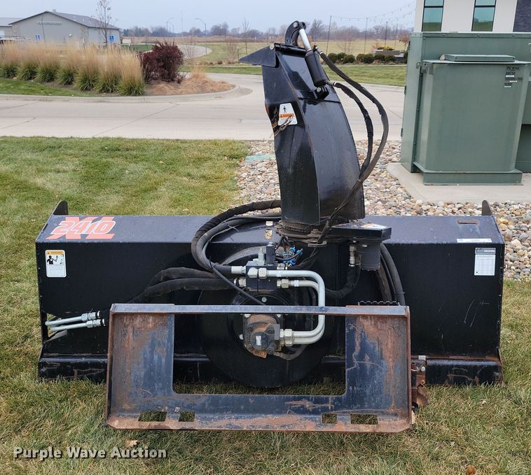 image for item LC9335 Erskine 2410XL  snow blower