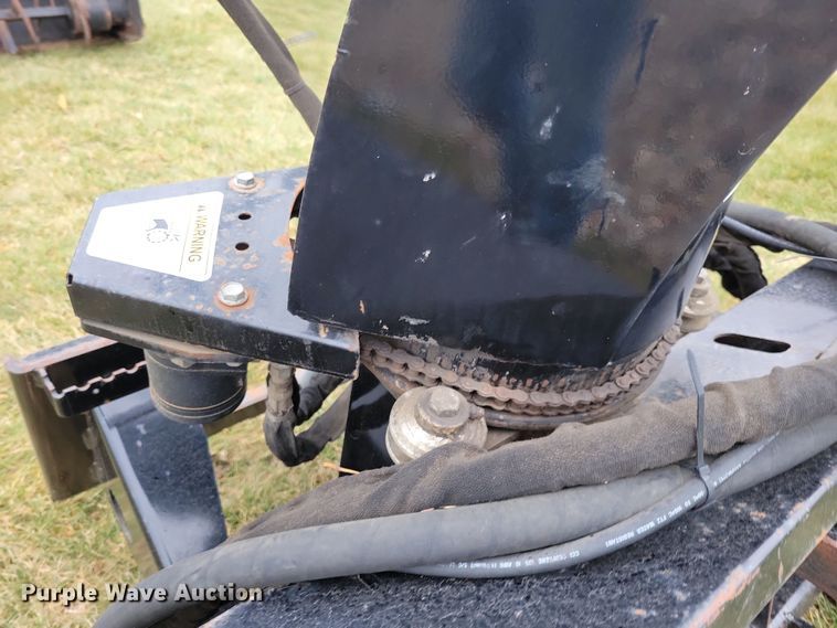 image for item LC9335 Erskine 2410XL  snow blower