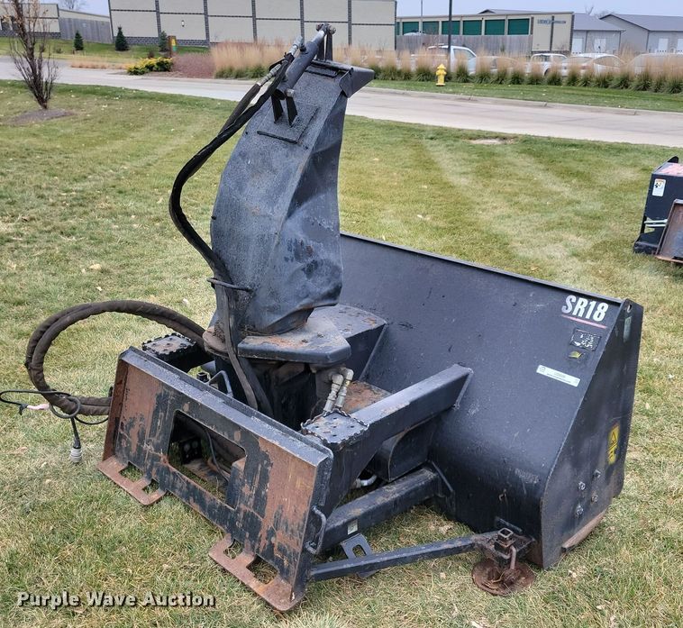 image for item LC9336 Caterpillar SR18  snow blower
