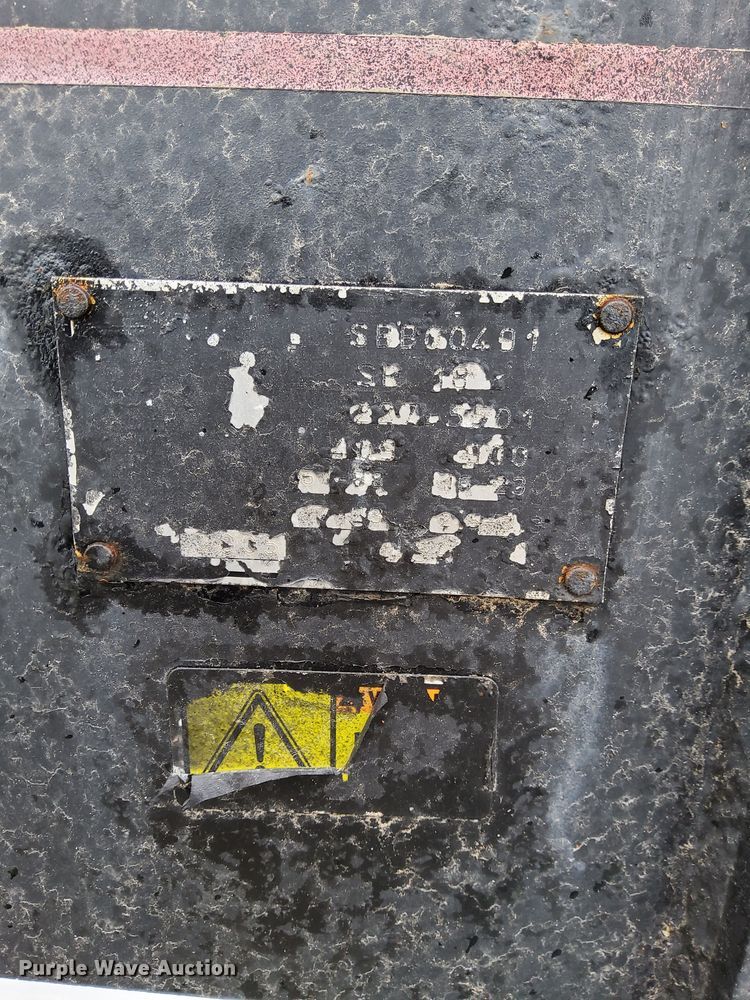 image for item LC9336 Caterpillar SR18  snow blower