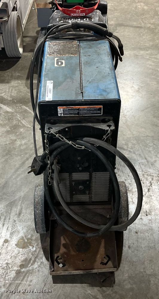 image for item LD9867 Miller Millermatic 252  welder
