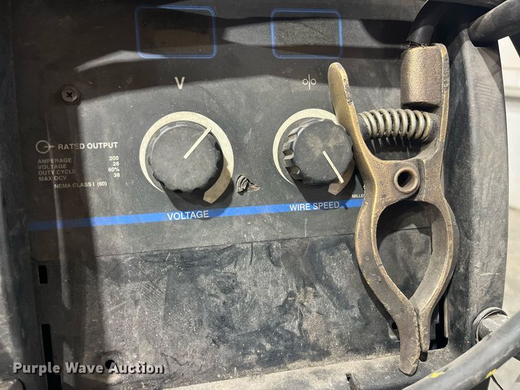 image for item LD9867 Miller Millermatic 252  welder