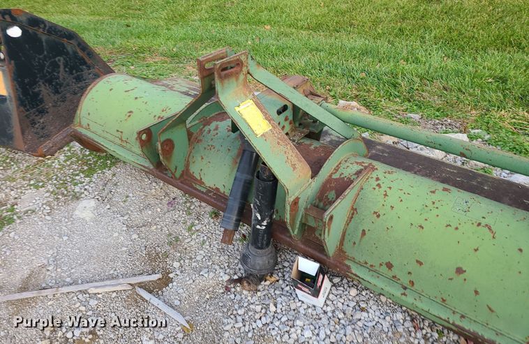 image for item LJ9329 John Deere  flail mower