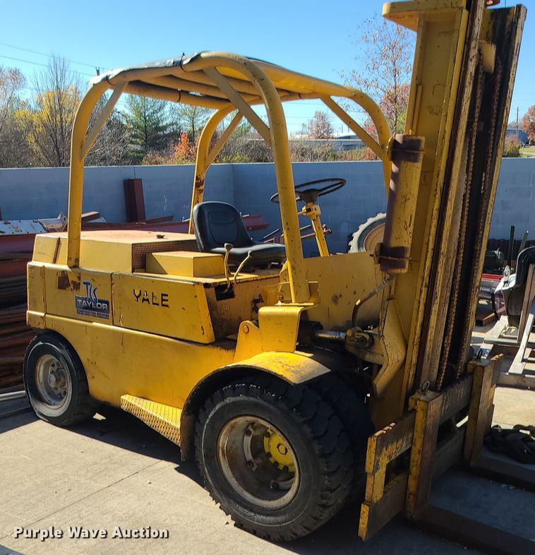 image for item LJ9358 Yale  forklift