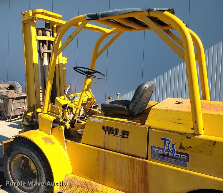 image for item LJ9358 Yale  forklift