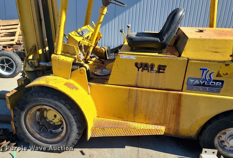 image for item LJ9358 Yale  forklift