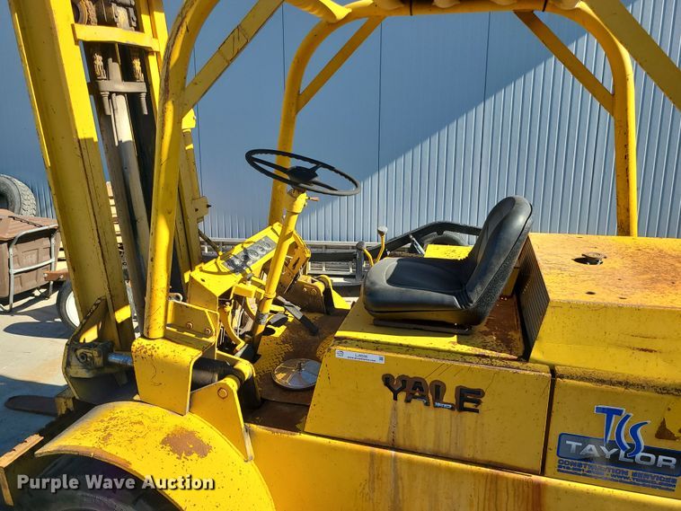 image for item LJ9358 Yale  forklift