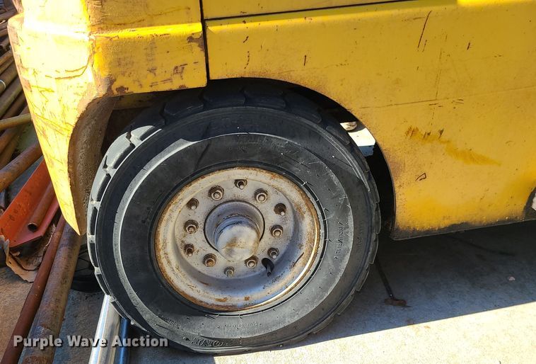 image for item LJ9358 Yale  forklift