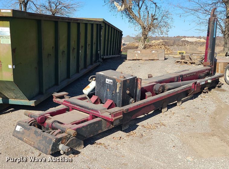 image for item LJ9362 SwapLoader SL-375  hook lift bed