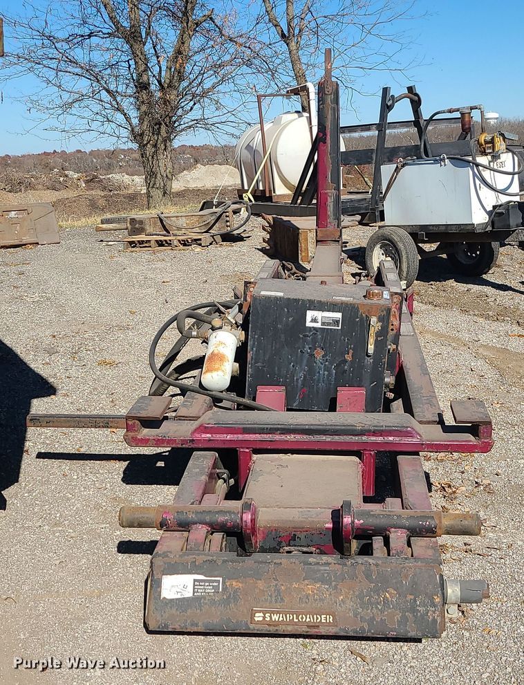 image for item LJ9362 SwapLoader SL-375  hook lift bed