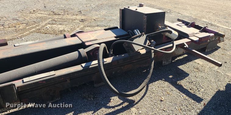 image for item LJ9362 SwapLoader SL-375  hook lift bed