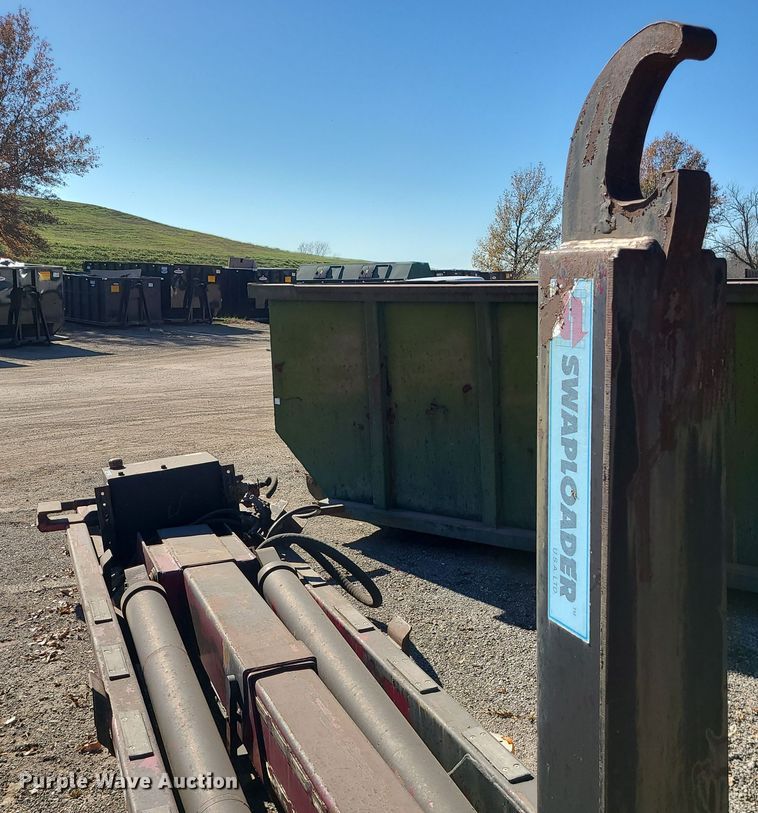 image for item LJ9362 SwapLoader SL-375  hook lift bed