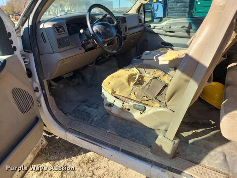 image for item LJ9367 2000 Ford F350 Super Duty  SuperCab pickup truck