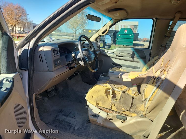 image for item LJ9367 2000 Ford F350 Super Duty  SuperCab pickup truck