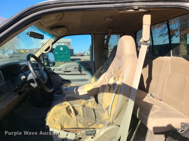 image for item LJ9367 2000 Ford F350 Super Duty  SuperCab pickup truck