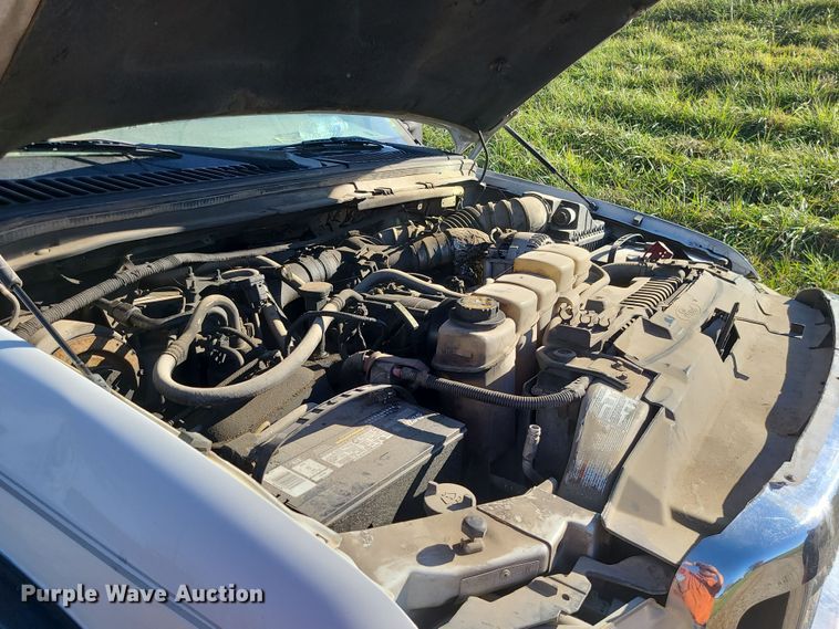 image for item LJ9367 2000 Ford F350 Super Duty  SuperCab pickup truck