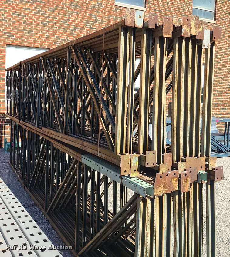 image for item LJ9369 (20) Hiline pallet racking uprights