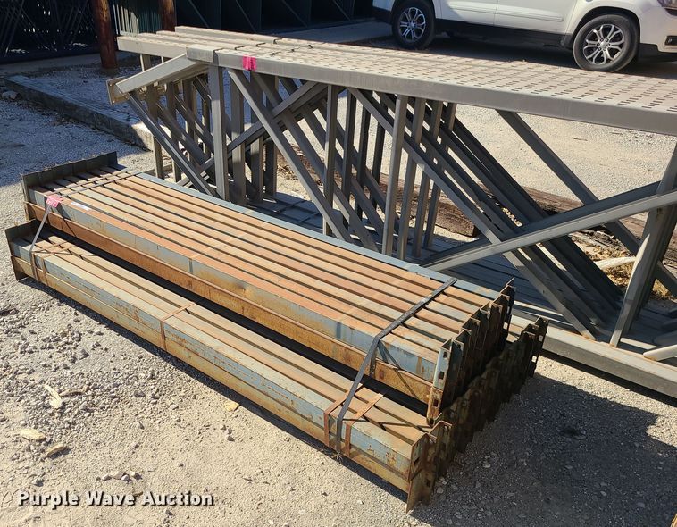 image for item LJ9370 Pallet racking