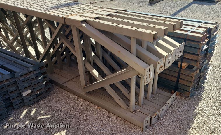 image for item LJ9374 Pallet racking