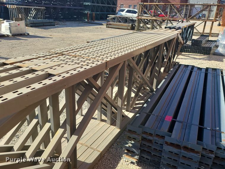 image for item LJ9374 Pallet racking