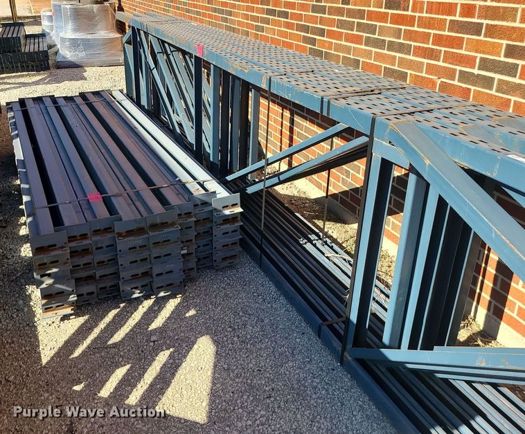 image for item LJ9375 Pallet racking