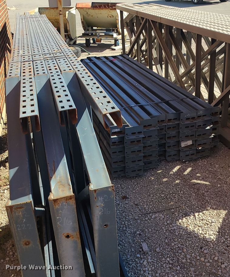 image for item LJ9375 Pallet racking