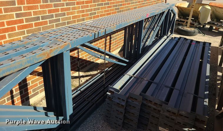 image for item LJ9375 Pallet racking