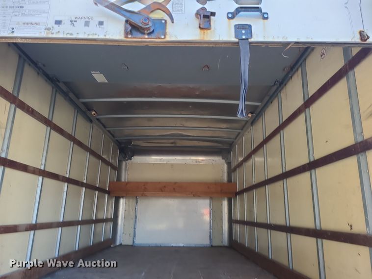 image for item LJ9378 2002 Ford E350 Super Duty  box truck