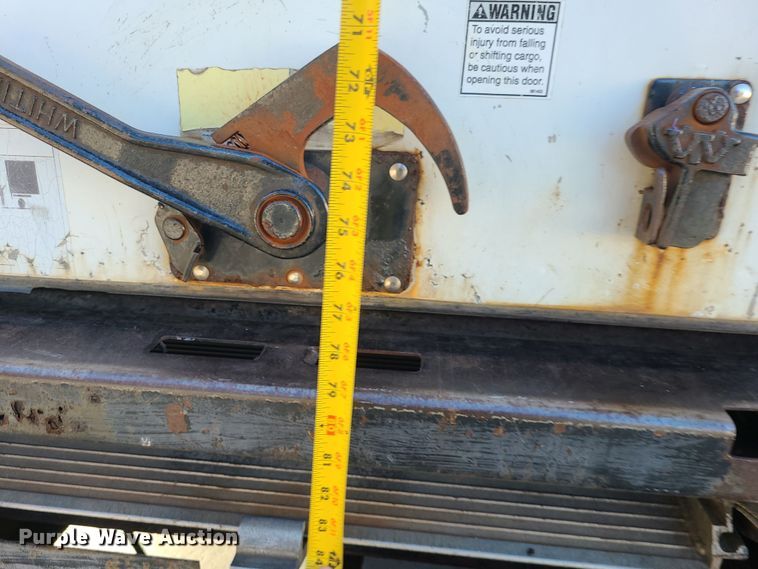 image for item LJ9378 2002 Ford E350 Super Duty  box truck