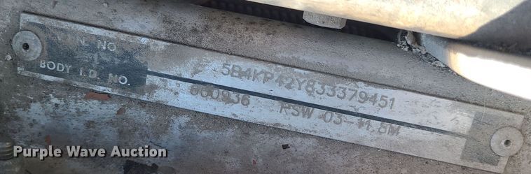 image for item LJ9379 2003 Workhorse P Series  delivery truck