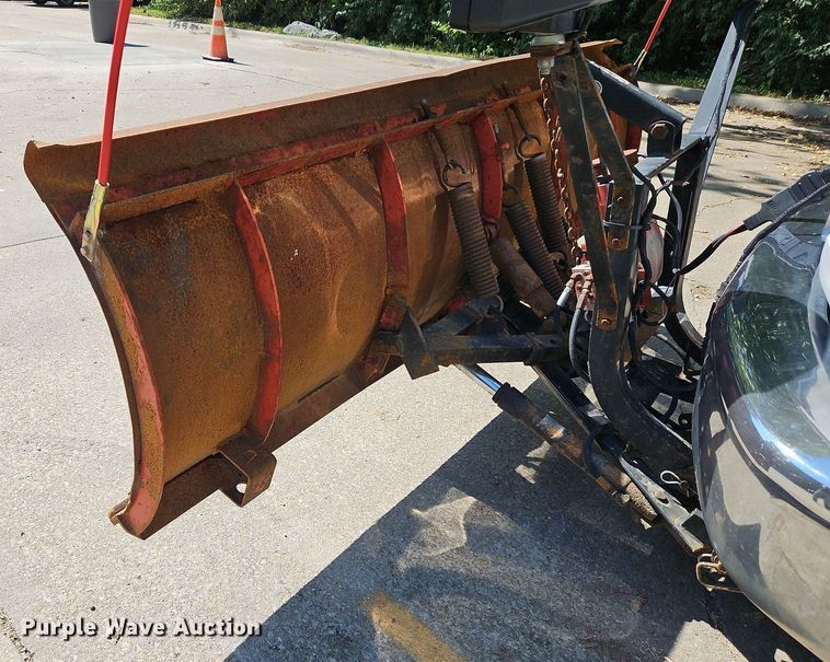 image for item LM9156 1995 Ford F350  flatbed pickup truck