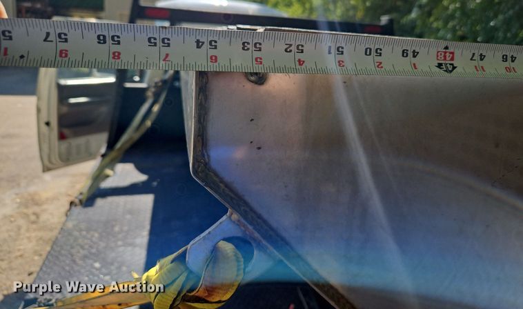 image for item LM9156 1995 Ford F350  flatbed pickup truck