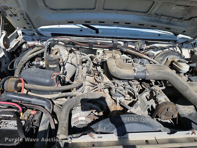 image for item LM9156 1995 Ford F350  flatbed pickup truck