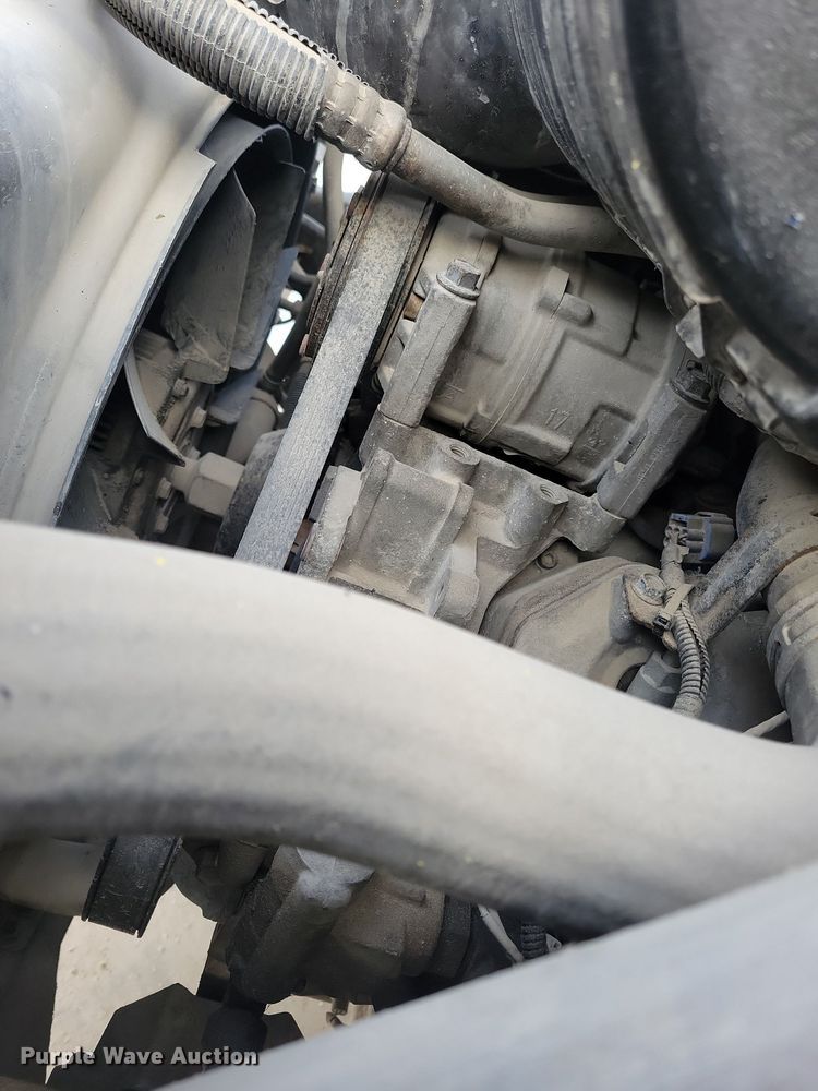 image for item LO9932 2005 GMC C4500  utility / service truck