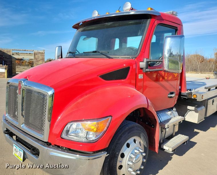 image for item LO9967 2023 Kenworth T280  rollback truck