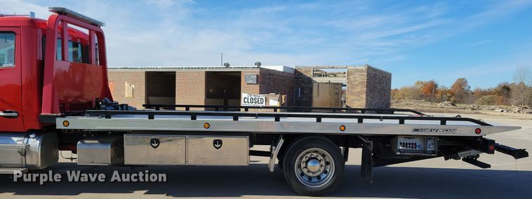 image for item LO9967 2023 Kenworth T280  rollback truck