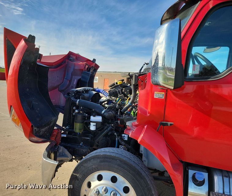 image for item LO9967 2023 Kenworth T280  rollback truck