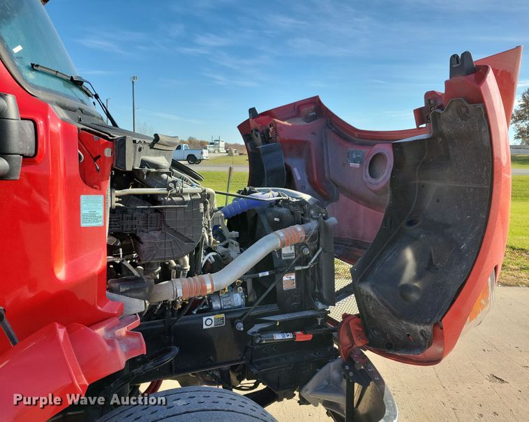 image for item LO9967 2023 Kenworth T280  rollback truck